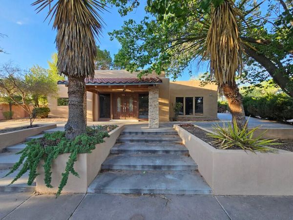 625 Camino De Corrales Del Norte NE, Corrales, NM 87048