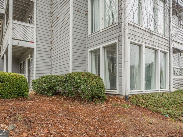 1106 Natchez Trace, Atlanta, GA 30350