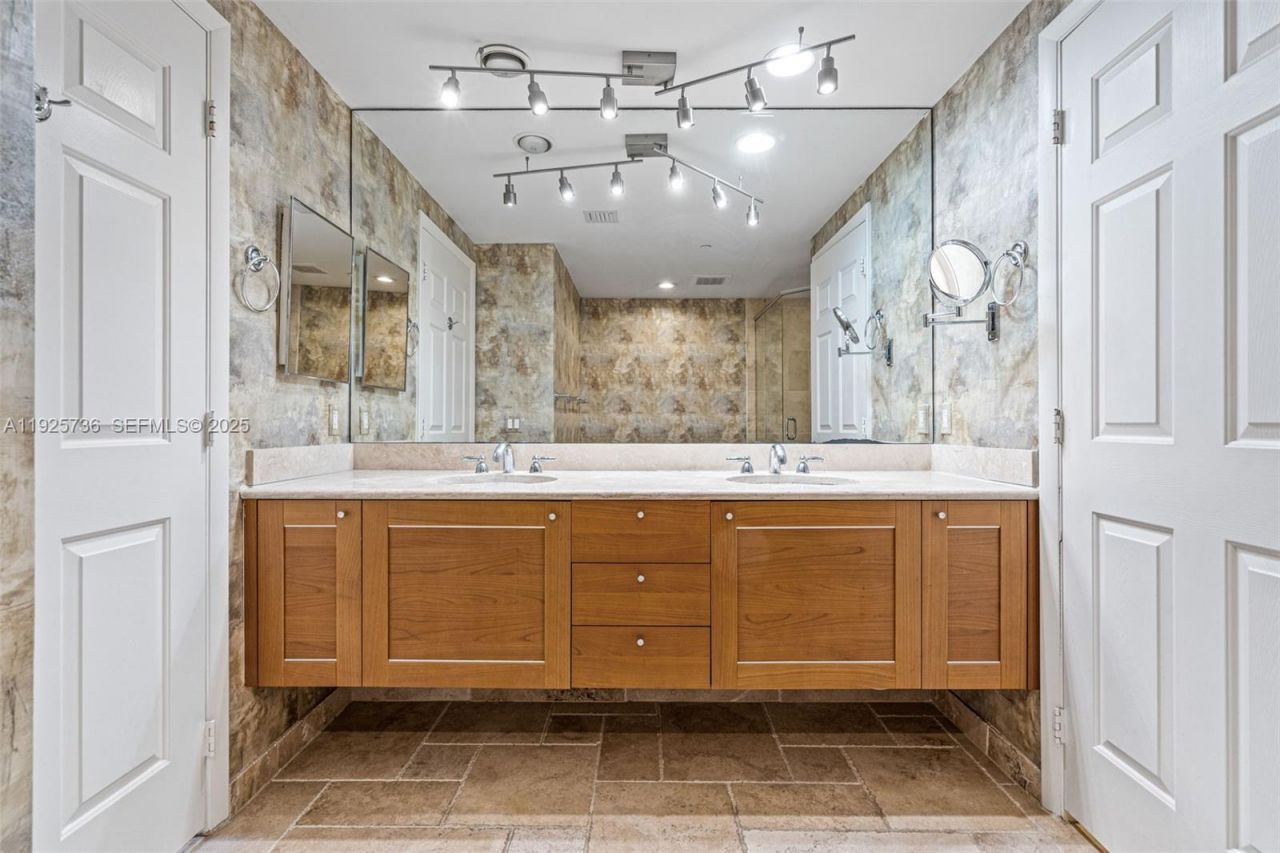 1819 SE 17th St, Unit 603, Fort Lauderdale, FL 33316 Photo