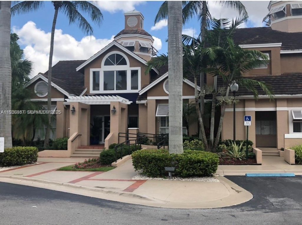 15689 SW 106th Ln, Unit 702, Miami, FL 33196 Photo