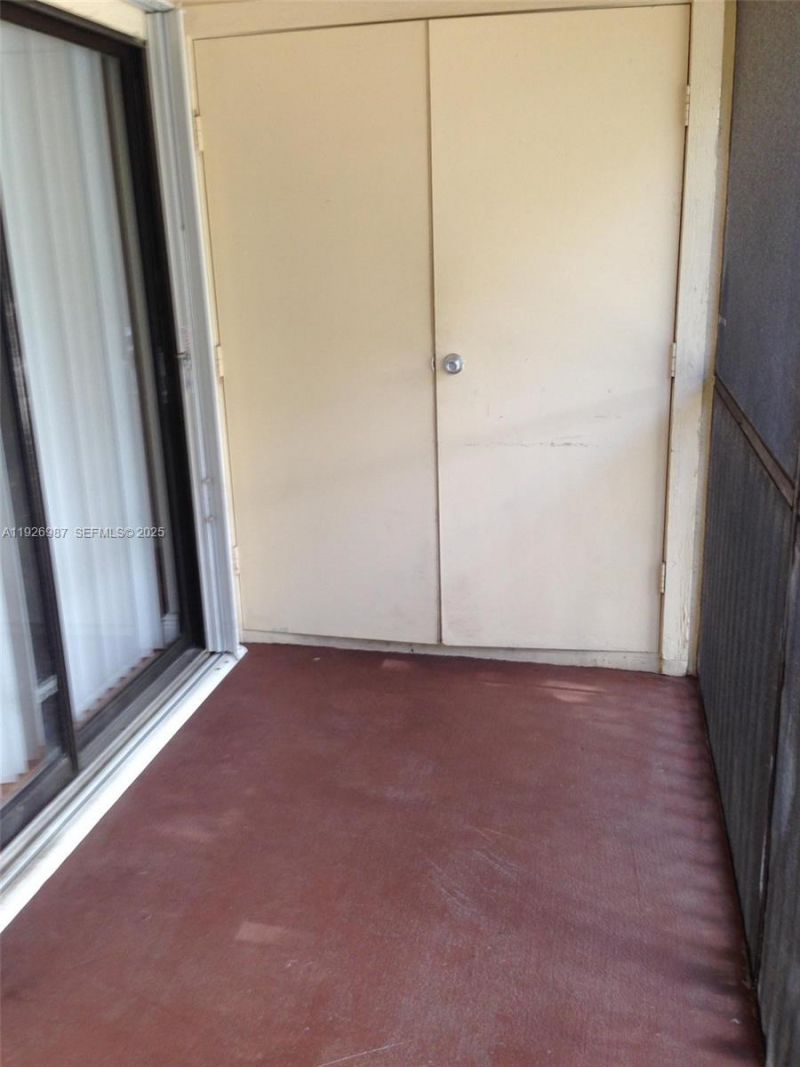 15689 SW 106th Ln, Unit 702, Miami, FL 33196 Photo