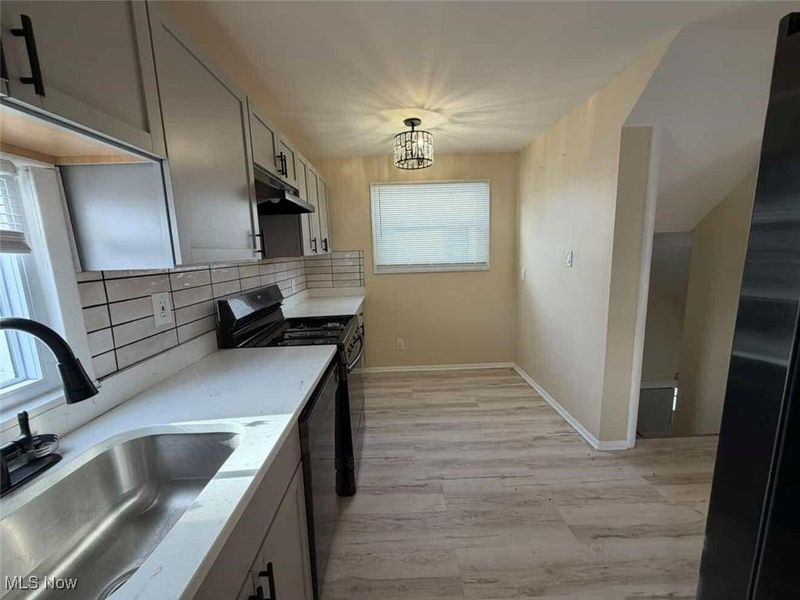 6315 Charles Avenue, Parma, OH 44129 Photo 11