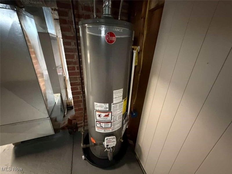 6315 Charles Avenue, Parma, OH 44129 Photo 35