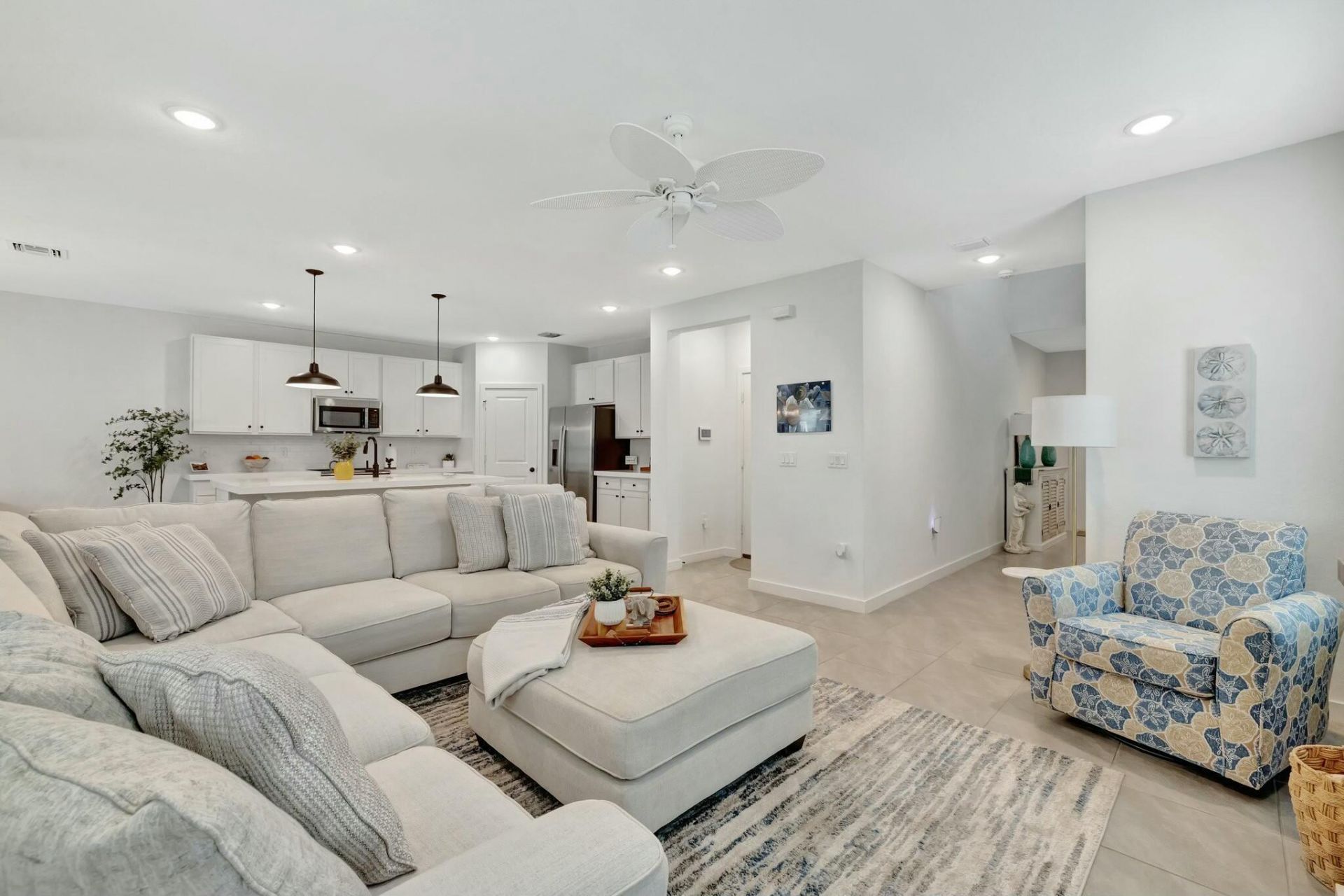 601 NE Waters Edge Lane, Unit 2101, Port Saint Lucie, FL 34983 Photo