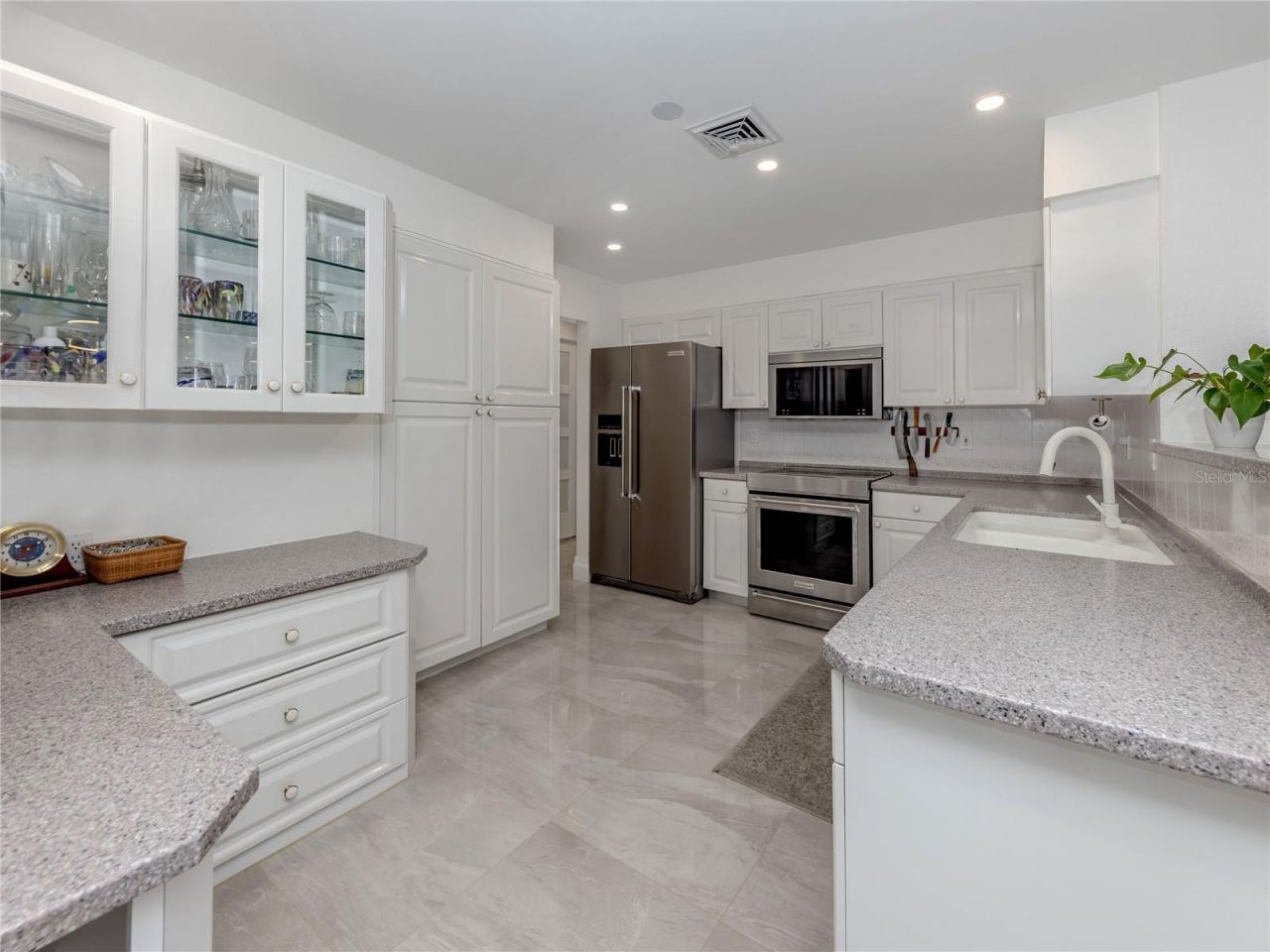 396 Bayshore Drive, Venice, FL 34285 Photo