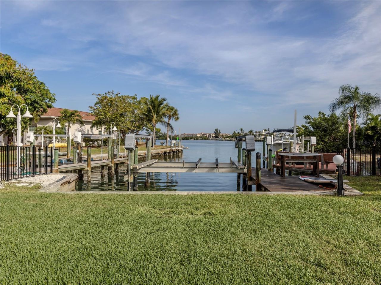 396 Bayshore Drive, Venice, FL 34285 Photo