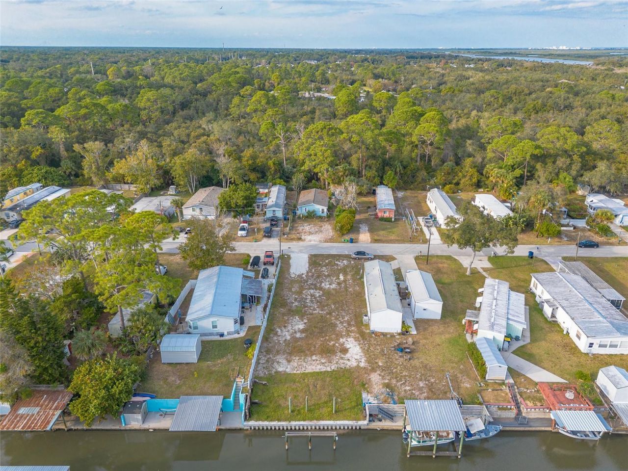 118 Coleman Street, Edgewater, FL 32141 Photo