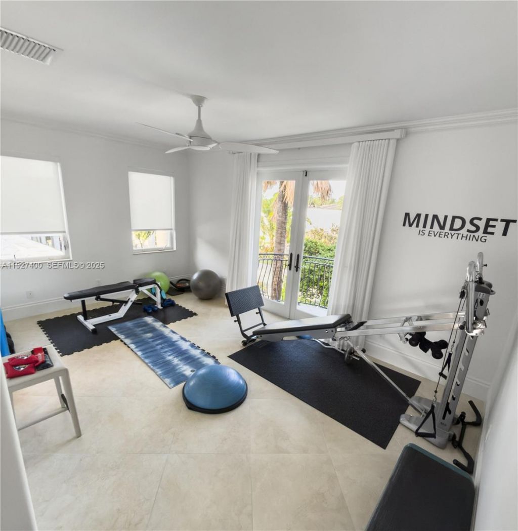 2320 NE 34th Ct, Lighthouse Point, FL 33064 Photo