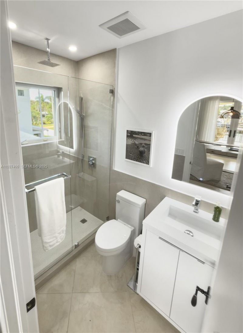 2320 NE 34th Ct, Lighthouse Point, FL 33064 Photo