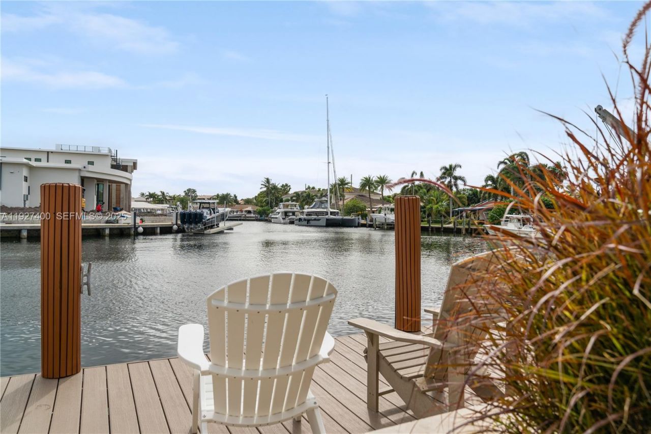 2320 NE 34th Ct, Lighthouse Point, FL 33064 Photo