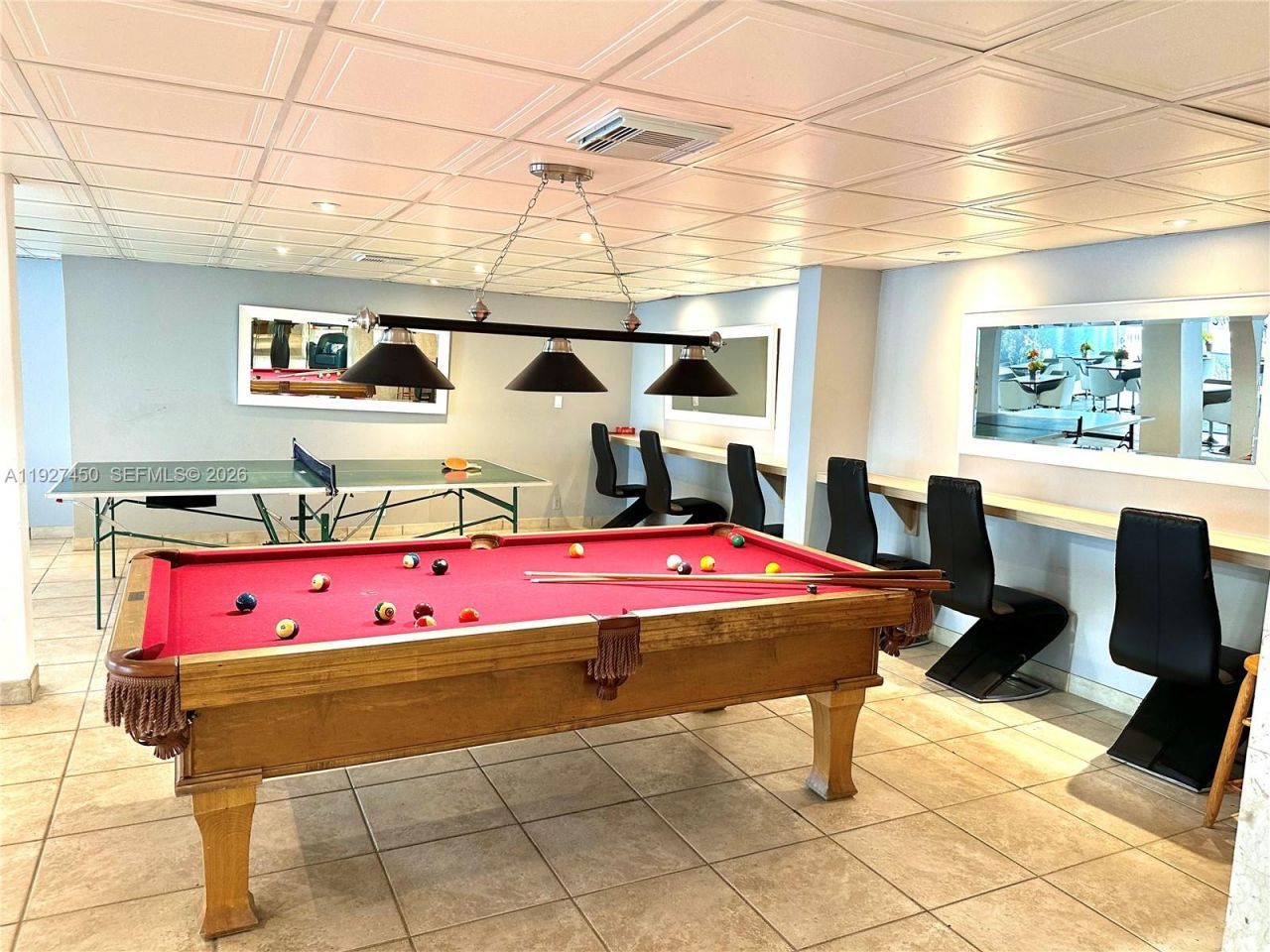 121 Golden Isles Dr, Unit 607, Hallandale Beach, FL 33009 Photo