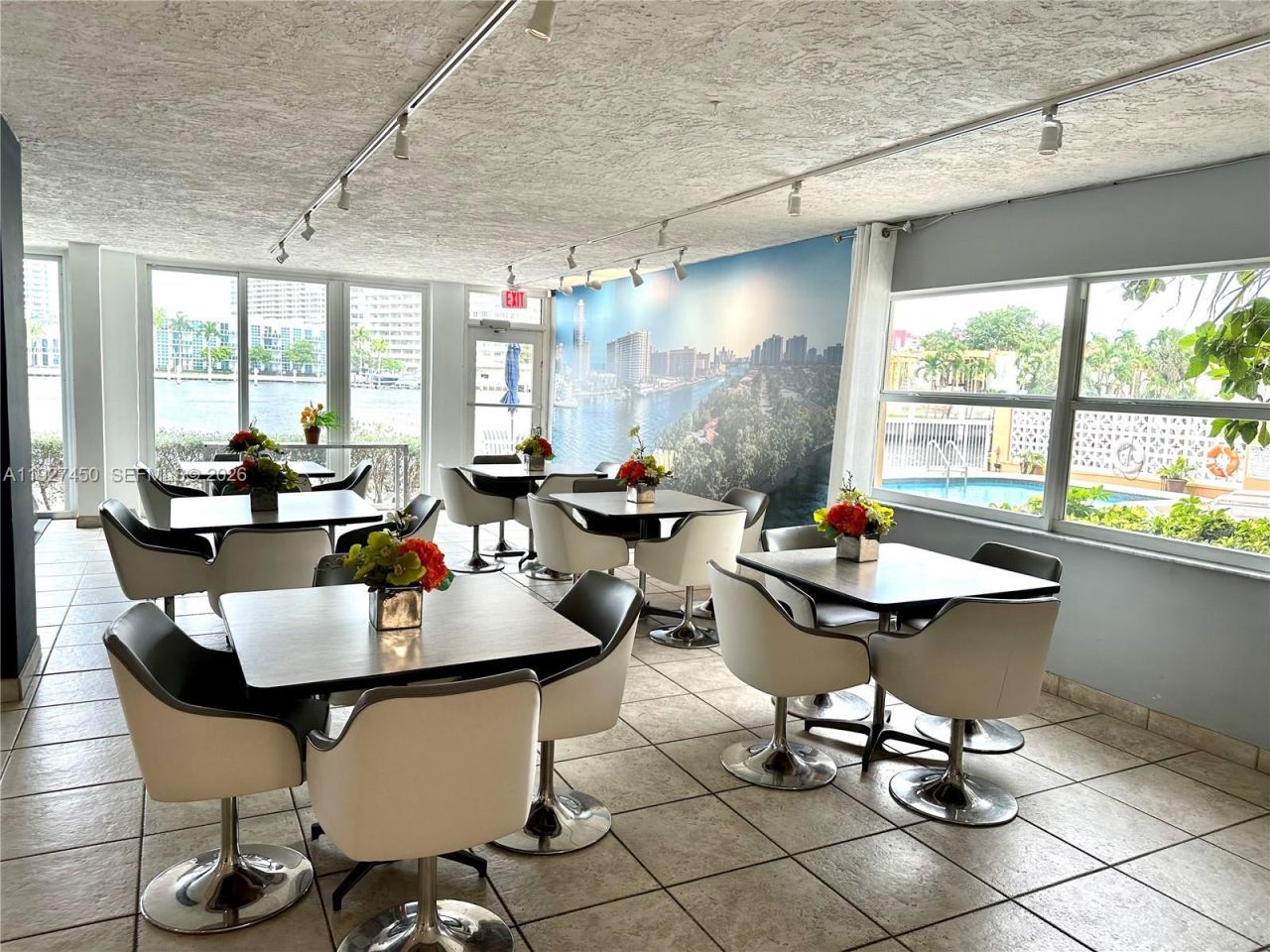 121 Golden Isles Dr, Unit 607, Hallandale Beach, FL 33009 Photo