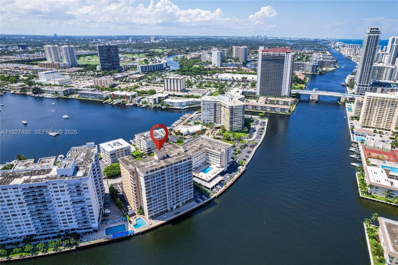 121 Golden Isles Dr, Unit 607, Hallandale Beach, FL 33009 Photo
