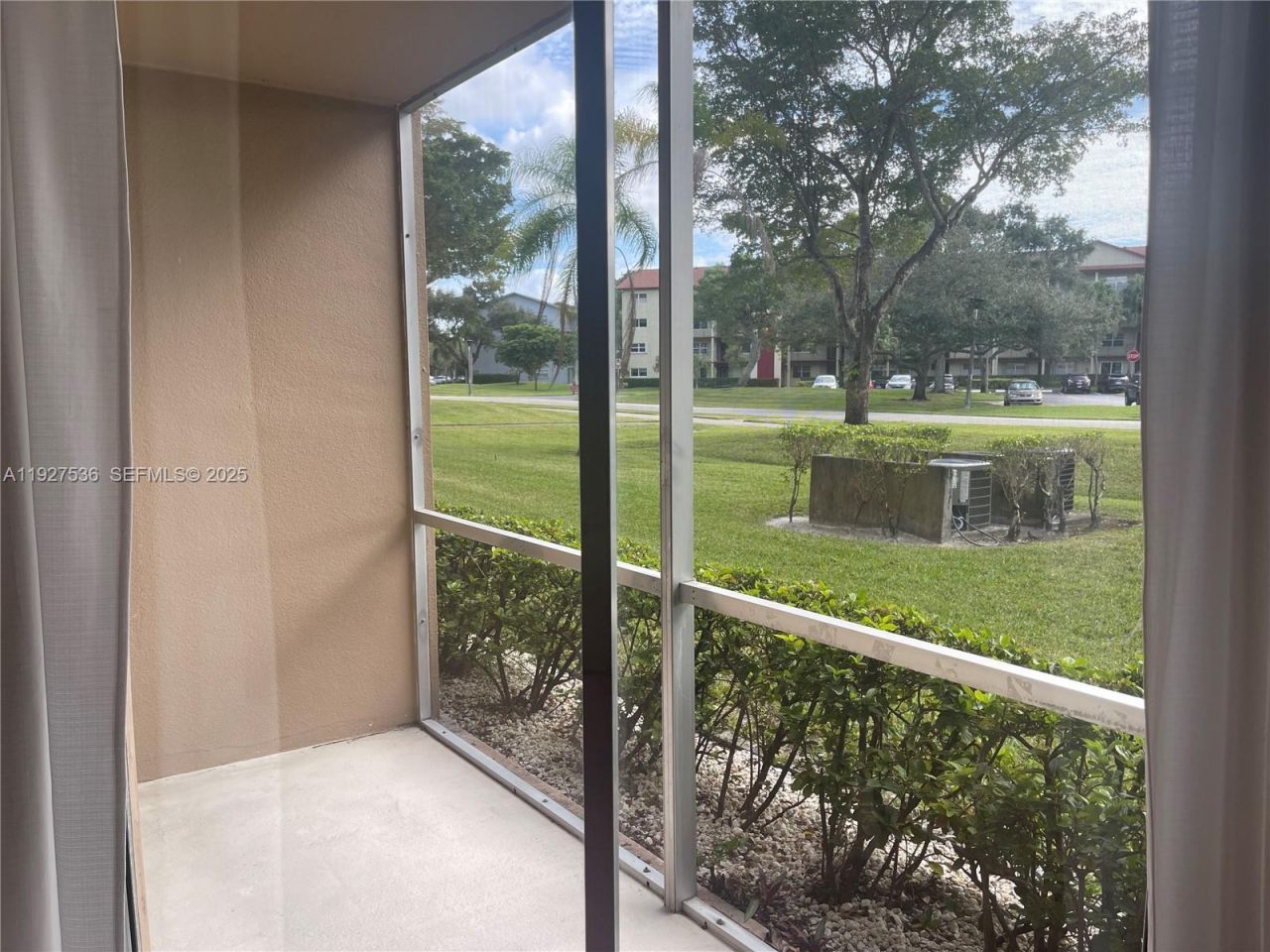 12850 SW 4th Ct, Unit 103I, Pembroke Pines, FL 33027 Photo