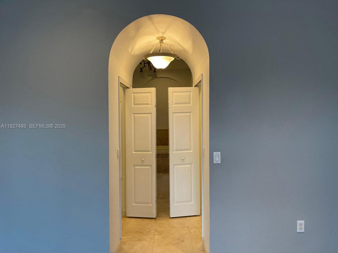 2640 Fairways Dr, Homestead, FL 33035 Photo