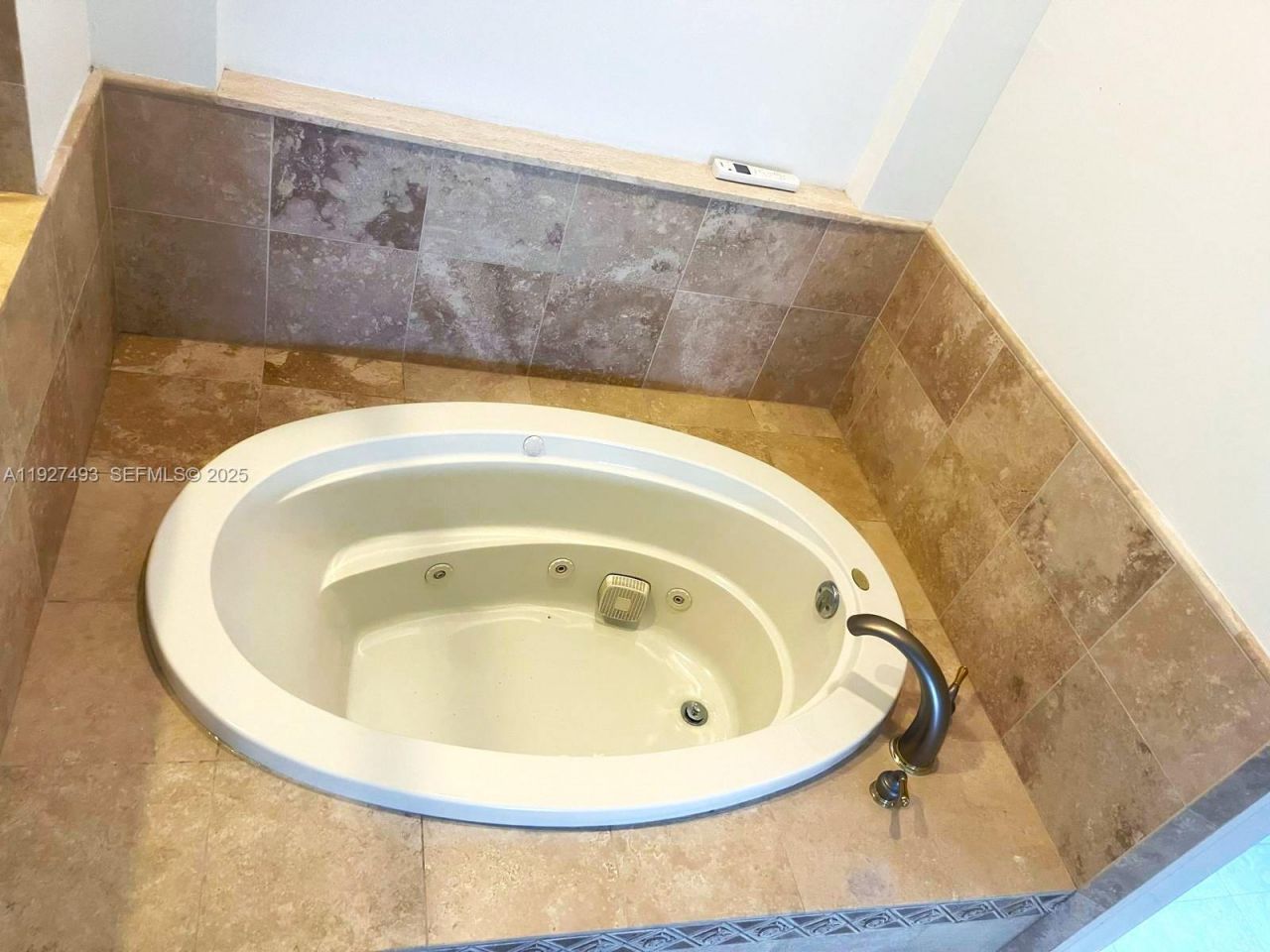 2640 Fairways Dr, Homestead, FL 33035 Photo