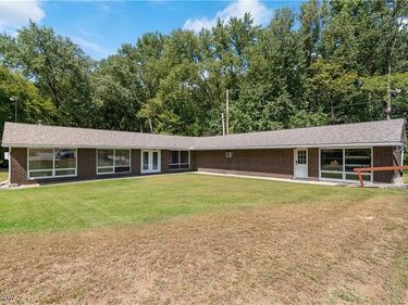 7000 Manchester Road, Clinton, OH 44216