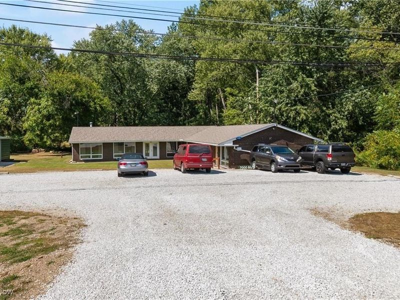 7000 Manchester Road, Clinton, OH 44216 Photo 3