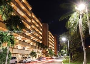 1075 NE Miami Gardens Dr, Unit 205, Miami, FL 33179 Photo