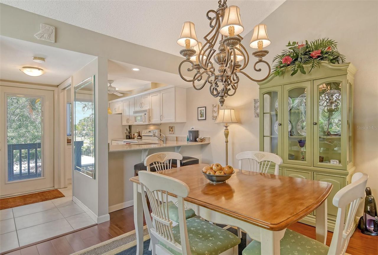 1720 Glenhouse Drive, Unit GL430, Sarasota, FL 34231 Photo