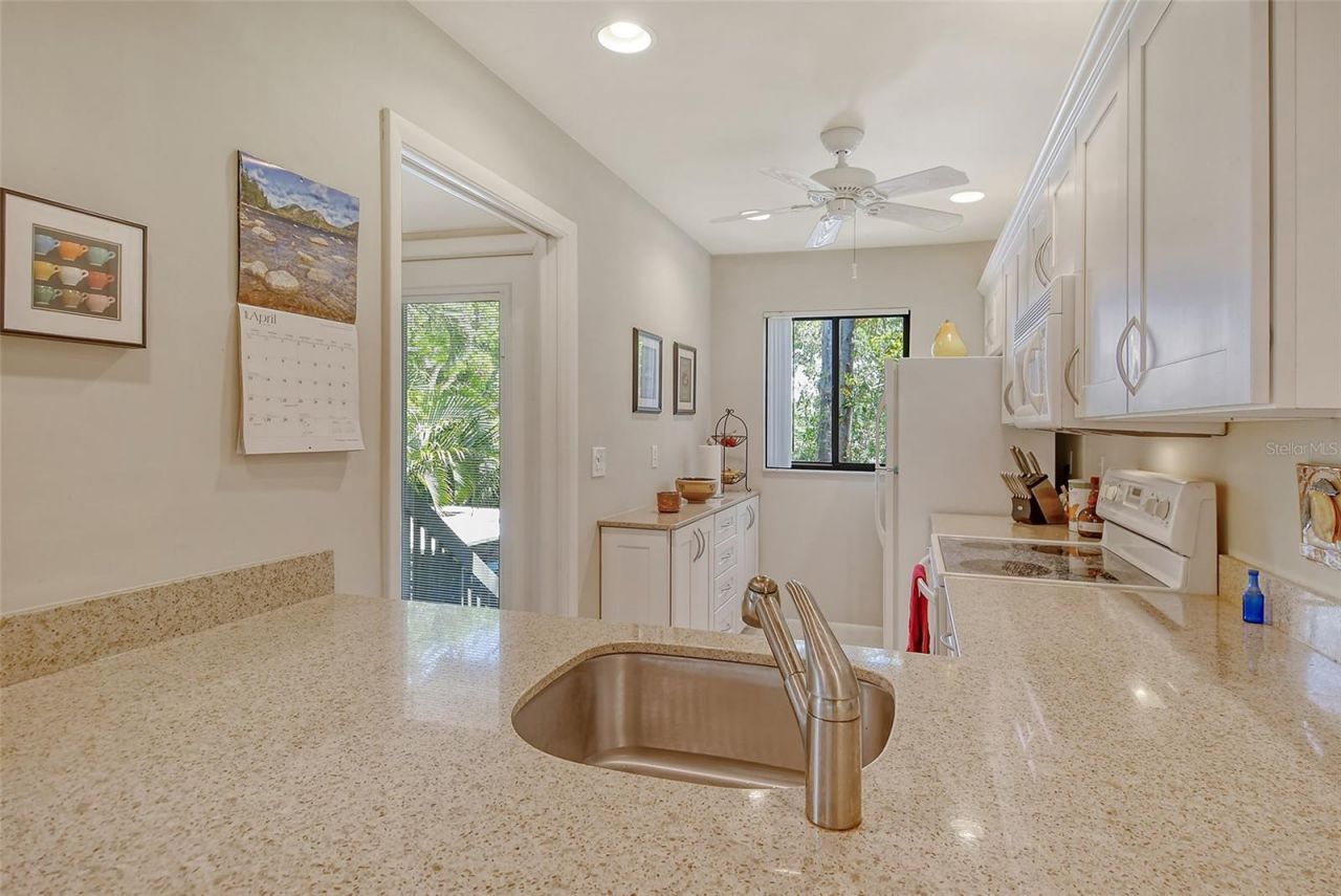1720 Glenhouse Drive, Unit GL430, Sarasota, FL 34231 Photo