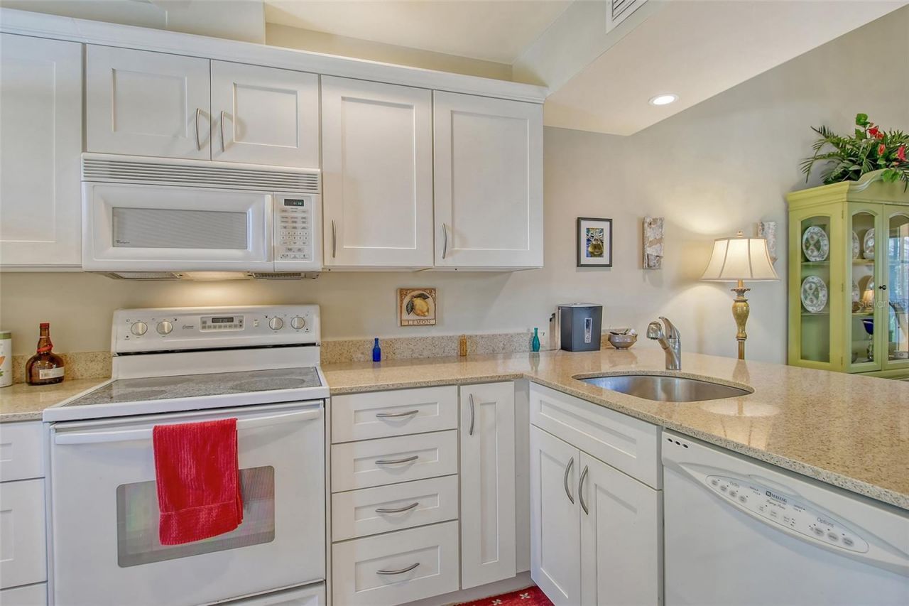1720 Glenhouse Drive, Unit GL430, Sarasota, FL 34231 Photo