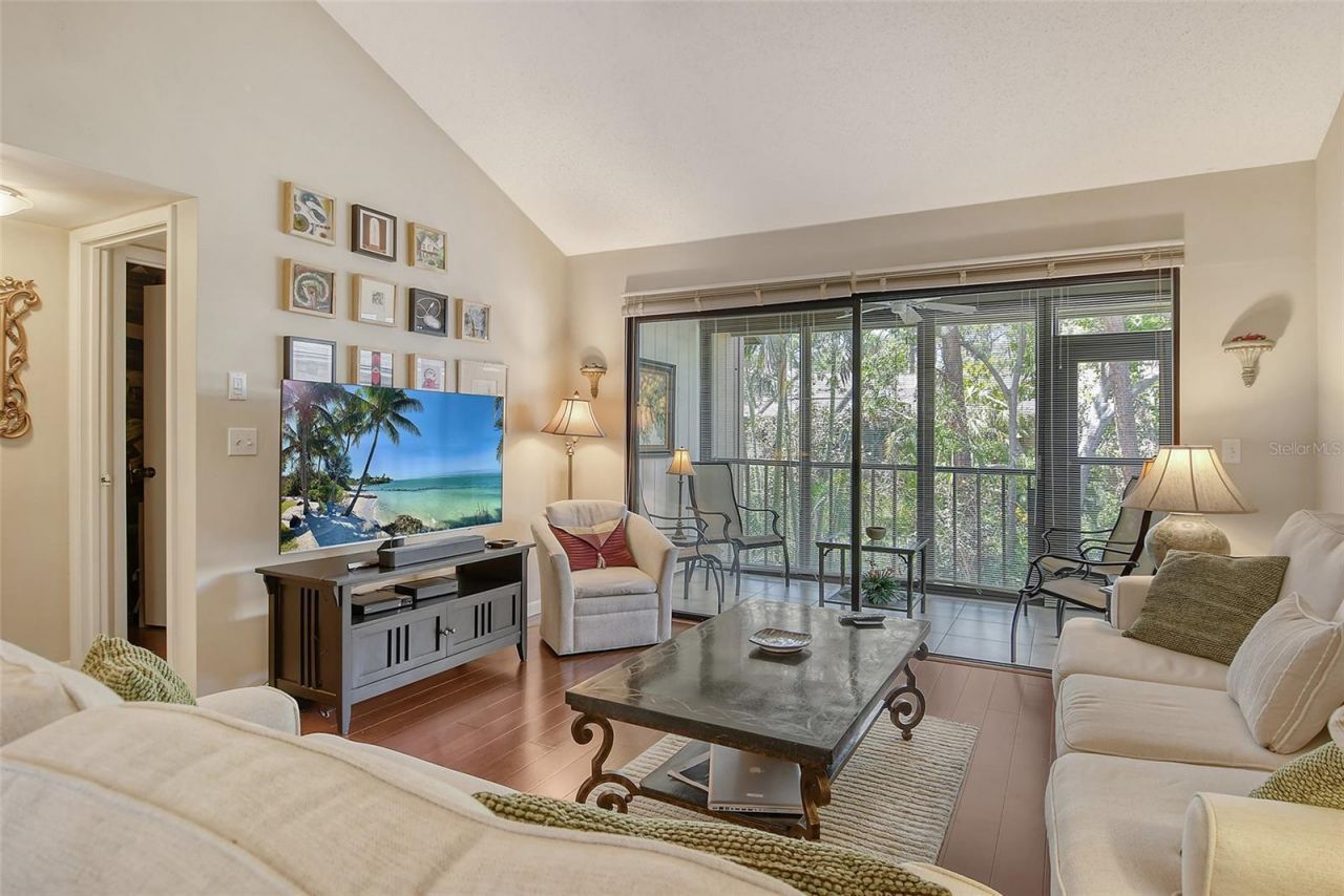 1720 Glenhouse Drive, Unit GL430, Sarasota, FL 34231 Photo