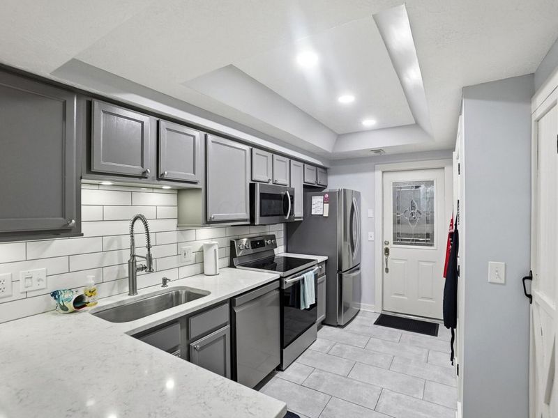 5766 Willow Lake Drive, Grove City, OH 43123 Photo 15