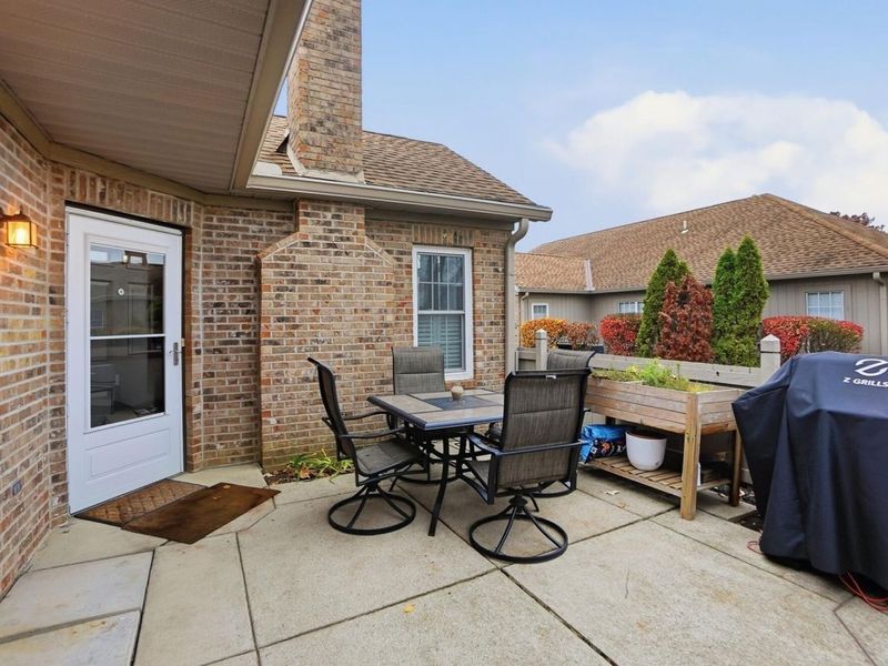 5766 Willow Lake Drive, Grove City, OH 43123 Photo 4