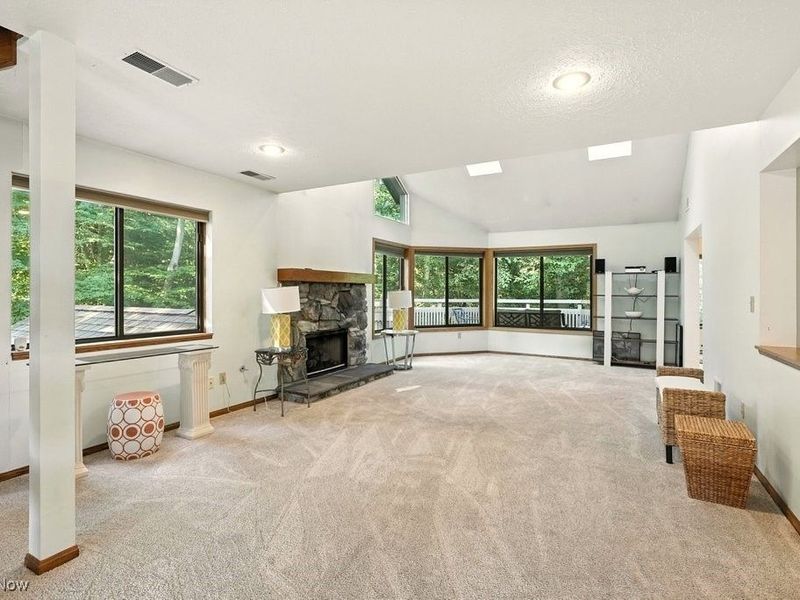 2180 Stone Creek Trail, Cuyahoga Falls, OH 44223 Photo 14