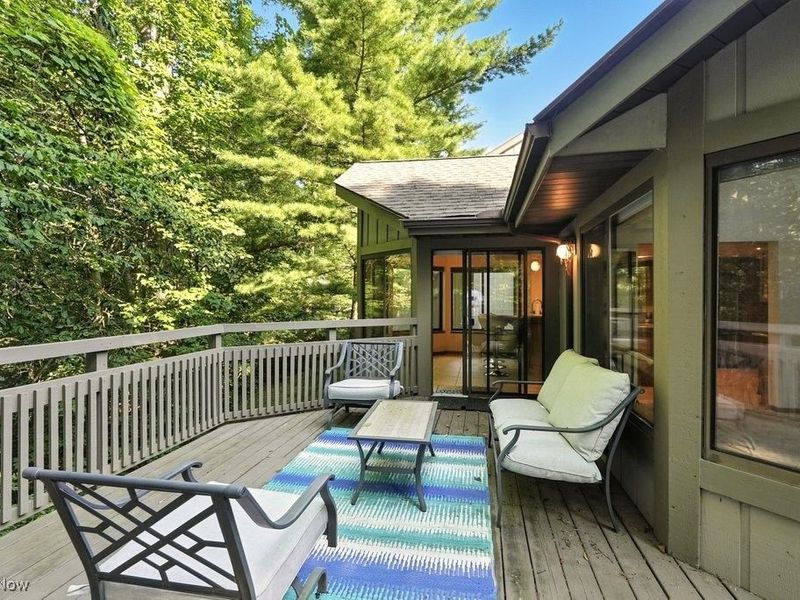 2180 Stone Creek Trail, Cuyahoga Falls, OH 44223 Photo 26