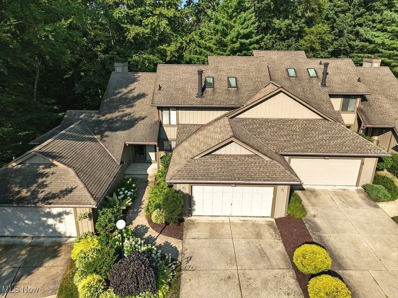 2180 Stone Creek Trail, Cuyahoga Falls, OH 44223 Photo 3