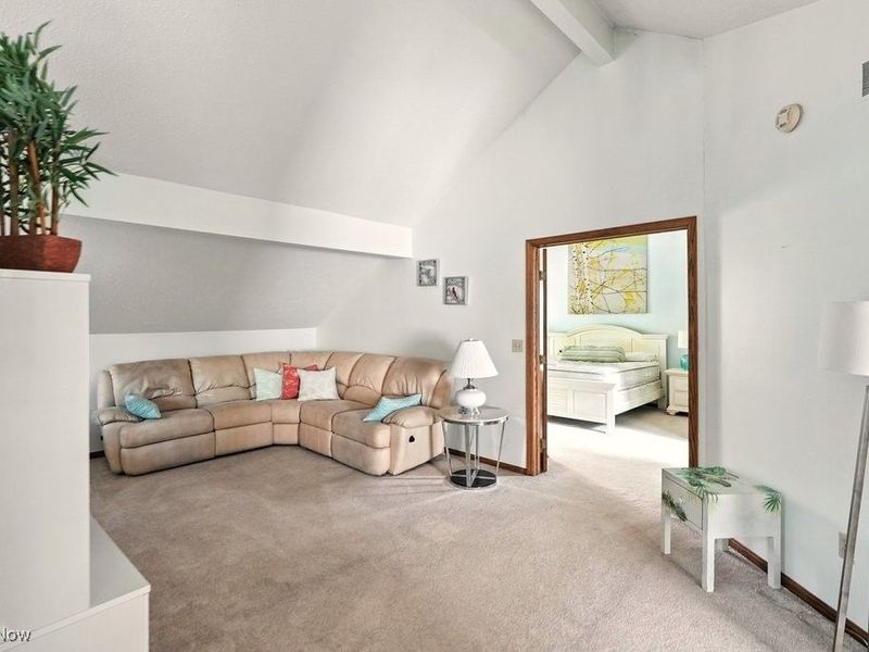 2180 Stone Creek Trail, Cuyahoga Falls, OH 44223 Photo 43