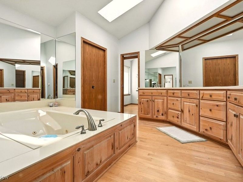 2180 Stone Creek Trail, Cuyahoga Falls, OH 44223 Photo 47