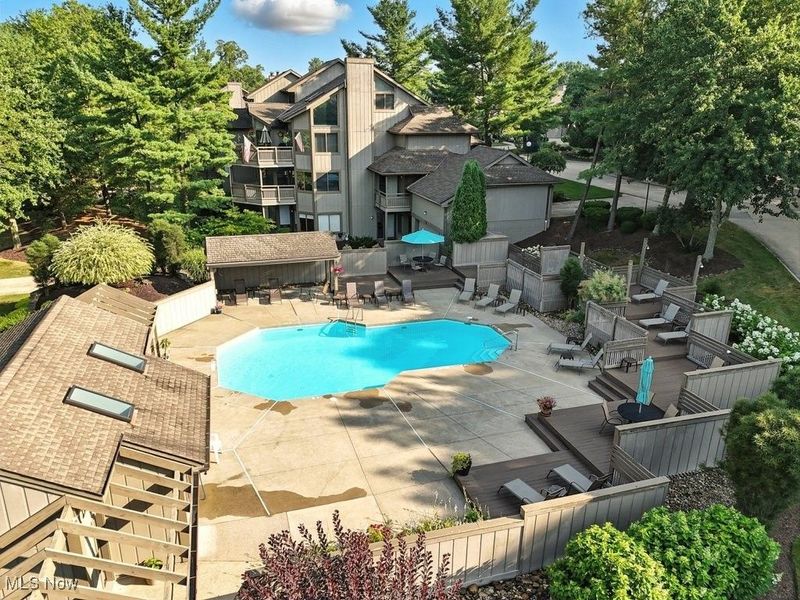 2180 Stone Creek Trail, Cuyahoga Falls, OH 44223 Photo 7