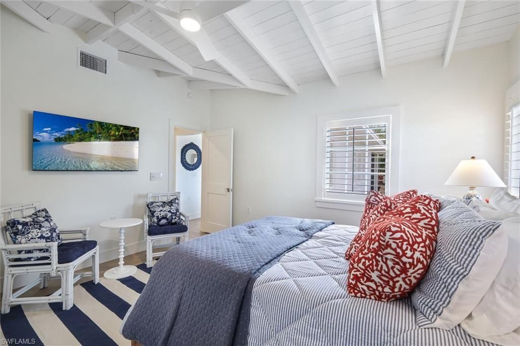 47 8th Ave S, Naples, FL 34102 Photo