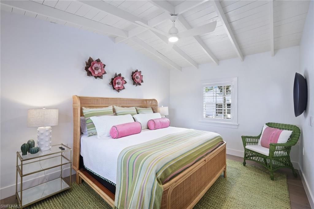 47 8th Ave S, Naples, FL 34102 Photo