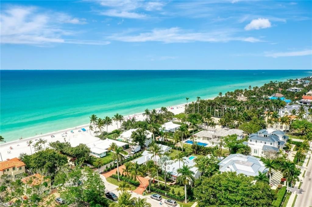 47 8th Ave S, Naples, FL 34102 Photo