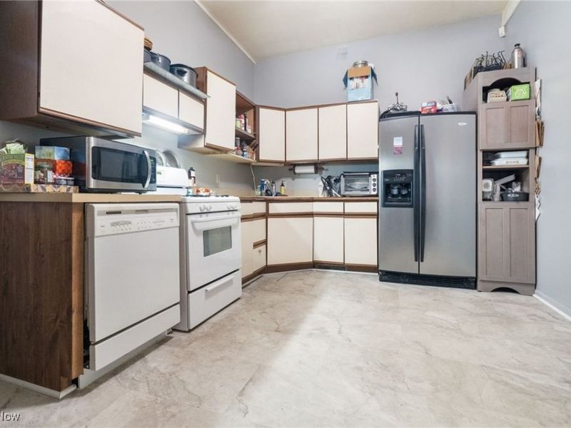 1922 Whipple Avenue NW, Canton, OH 44708 Photo 15