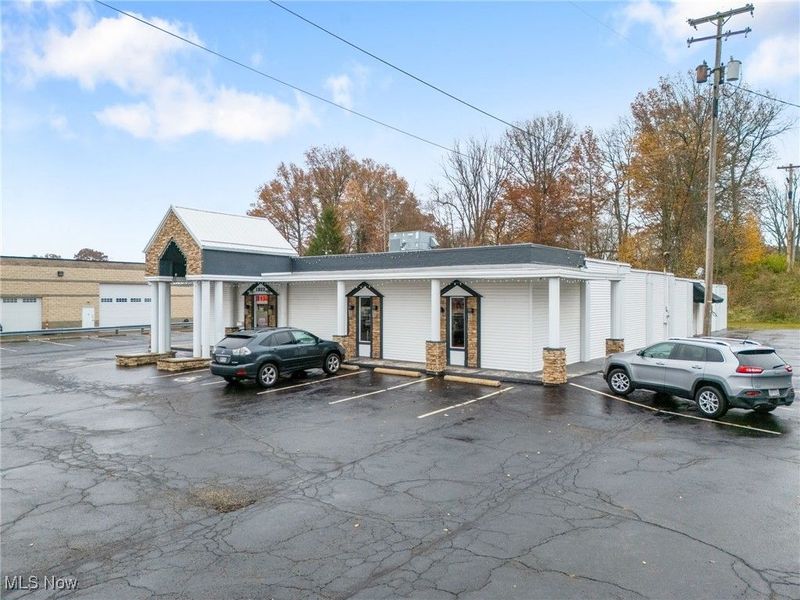 1922 Whipple Avenue NW, Canton, OH 44708 Photo 5