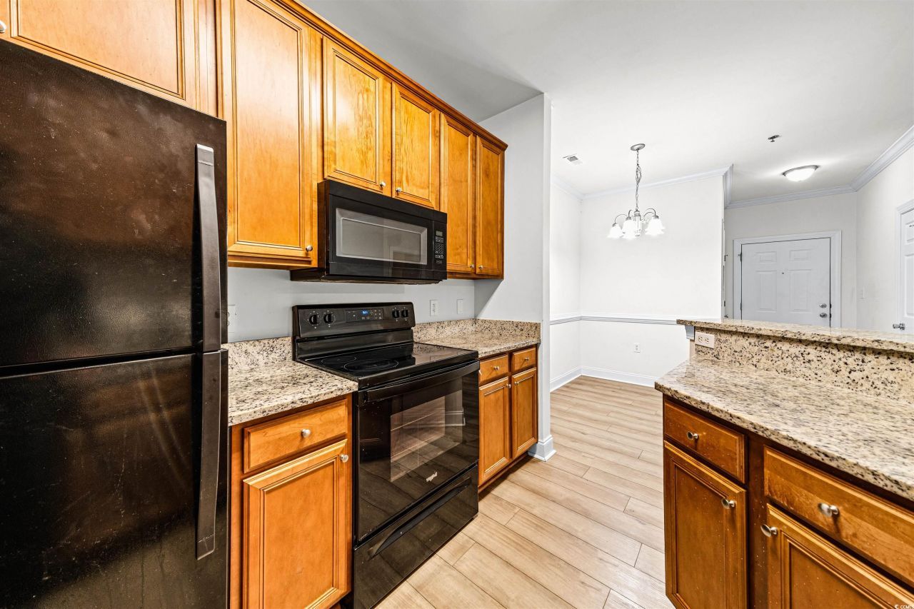 2025 Silvercrest Dr. Photo 12