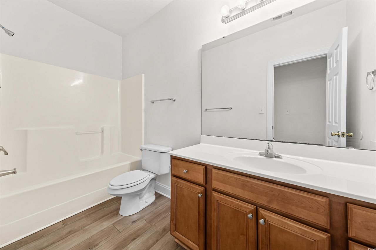 2025 Silvercrest Dr. Photo 24