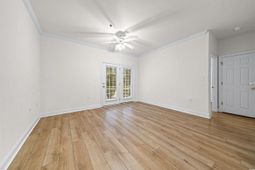 2025 Silvercrest Dr. photo 4