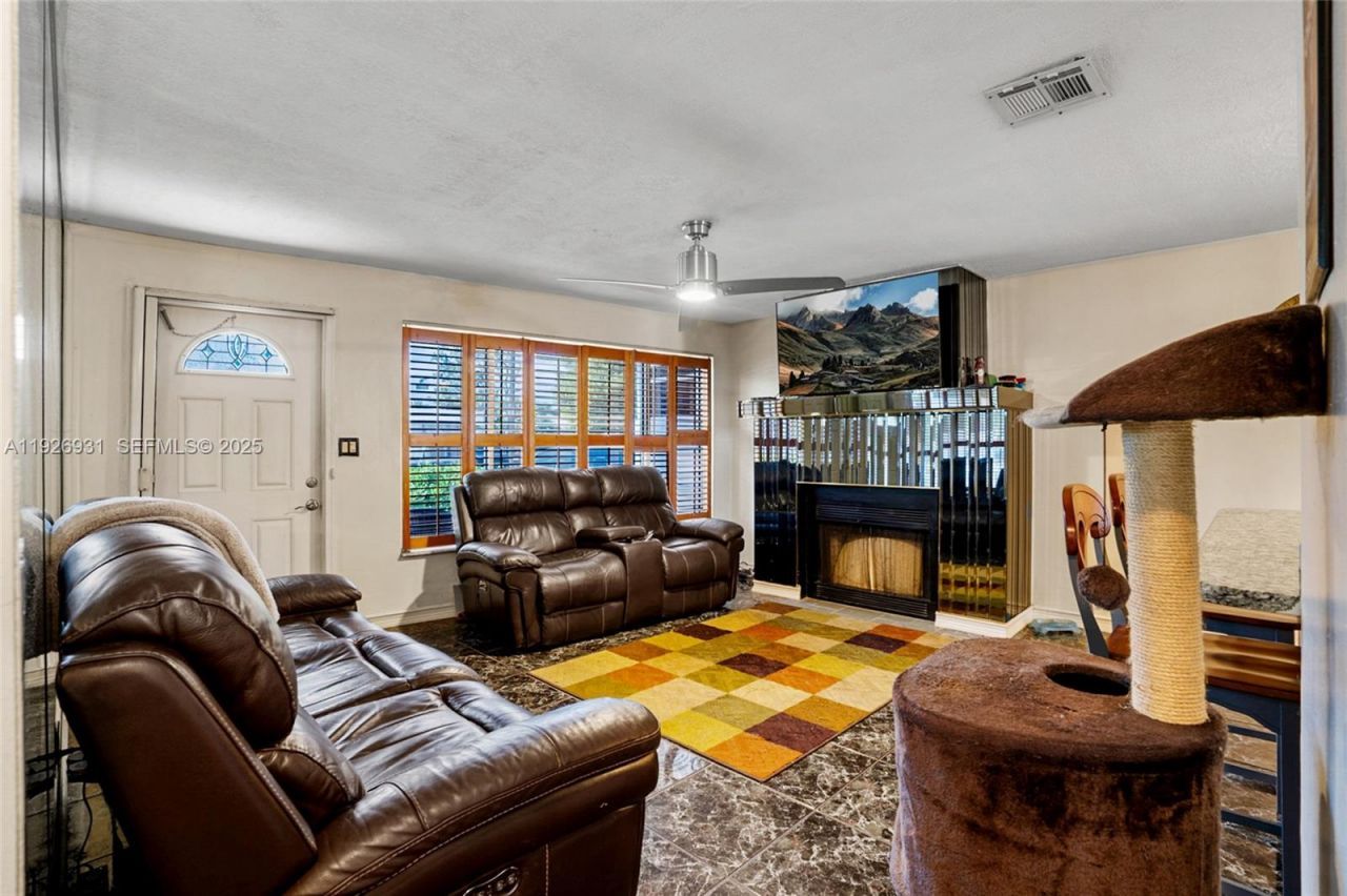 3010 NE 10th Ter, Pompano Beach, FL 33064 Photo