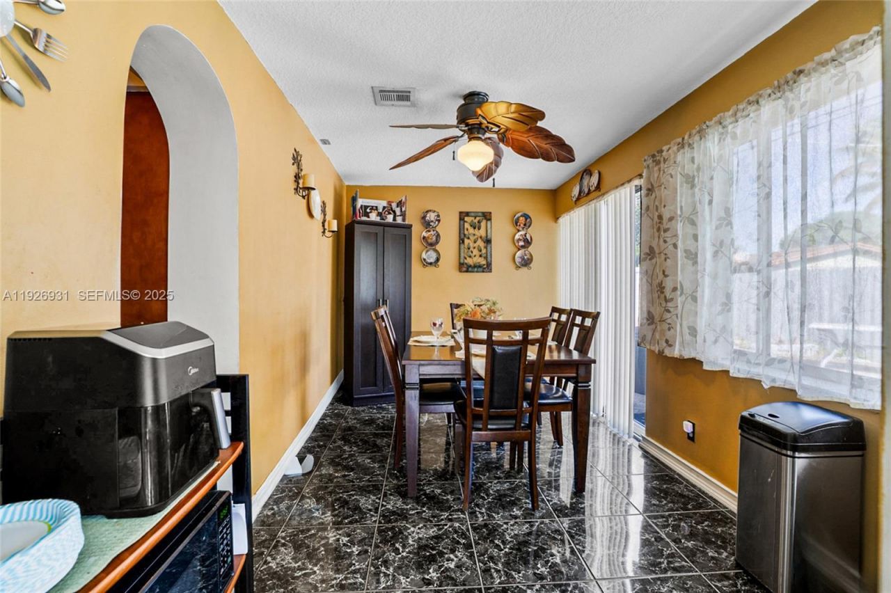 3010 NE 10th Ter, Pompano Beach, FL 33064 Photo