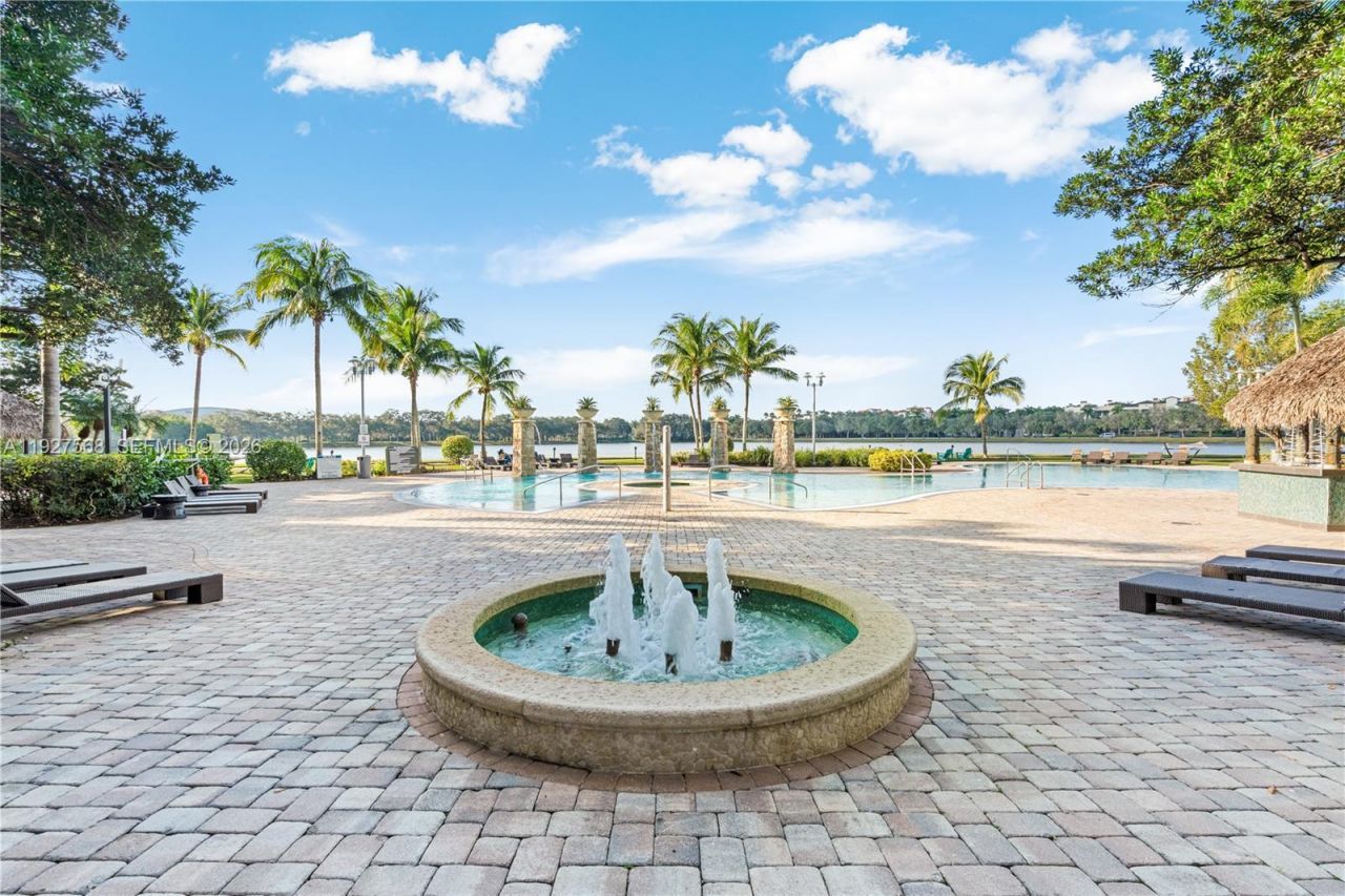 2641 N Flamingo Rd, Unit 1703N, Sunrise, FL 33323 Photo