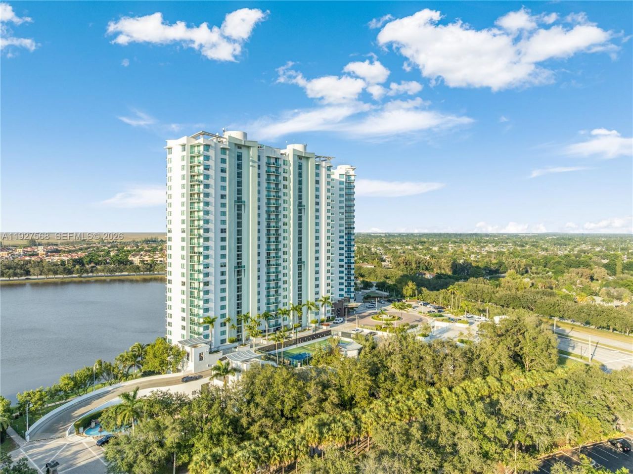 2641 N Flamingo Rd, Unit 1703N, Sunrise, FL 33323 Photo