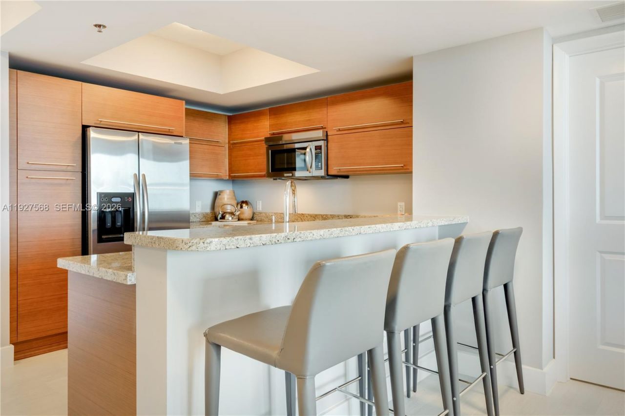 2641 N Flamingo Rd, Unit 1703N, Sunrise, FL 33323 Photo