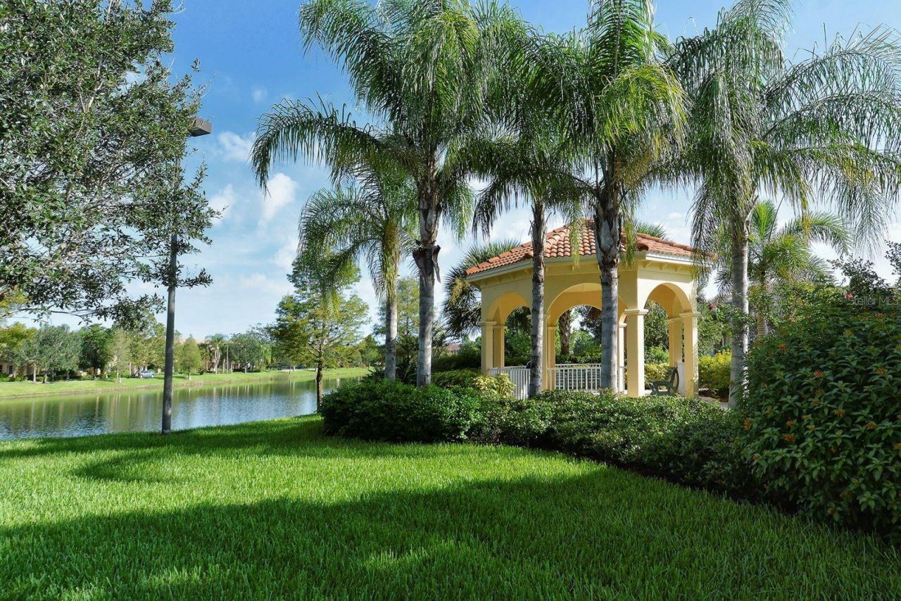 3776 82nd Avenue Circle E, Unit 103, Sarasota, FL 34243 Photo