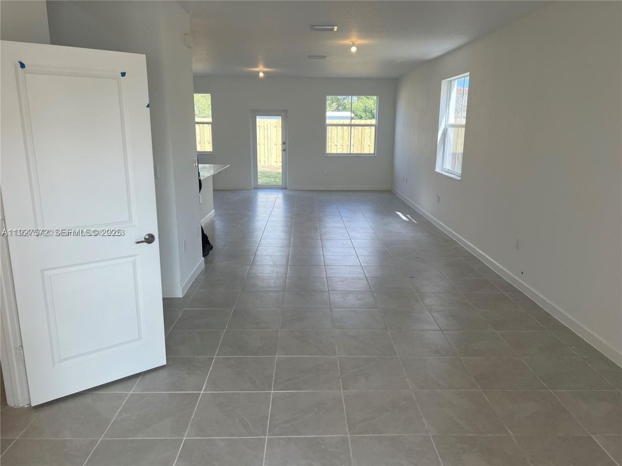 2281 NW 131st Cir, Miami, FL 33167 Photo